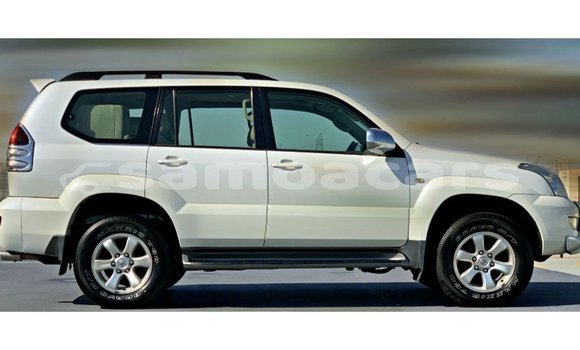 Buy Import Toyota Prado White Car in Import - Dubai in A'ana Buy Import Toyota Prado White Car in Import - Dubai in A'ana