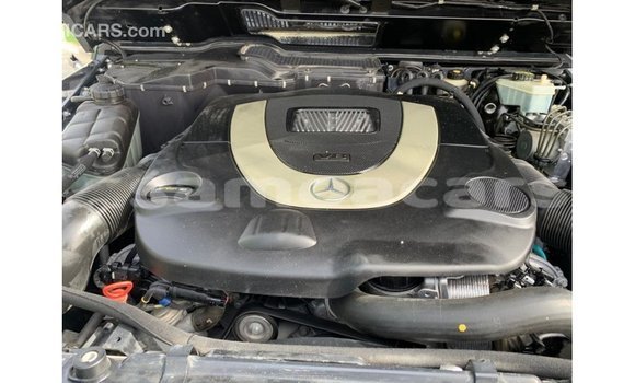 Acheter Import Voiture Mercedes-Benz 190 Noir à Import - Dubai, A'ana Acheter Import Voiture Mercedes-Benz 190 Noir à Import - Dubai, A'ana