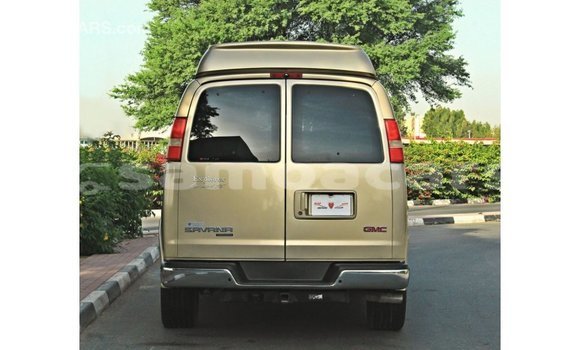 Acheter Import Voiture GMC Acadia Autre à Import - Dubai, A'ana Acheter Import Voiture GMC Acadia Autre à Import - Dubai, A'ana