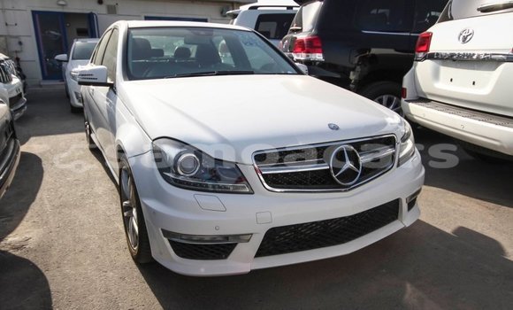 Buy Import Mercedes-Benz 200 White Car in Import - Dubai in A'ana