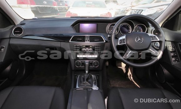 Buy Import Mercedes-Benz 200 White Car in Import - Dubai in A'ana Buy Import Mercedes-Benz 200 White Car in Import - Dubai in A'ana