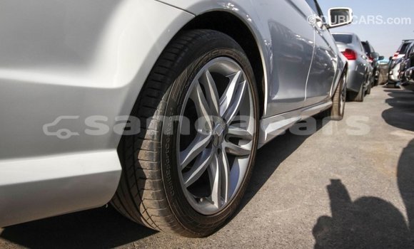 Buy Import Mercedes-Benz 200 White Car in Import - Dubai in A'ana Buy Import Mercedes-Benz 200 White Car in Import - Dubai in A'ana