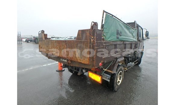 Acheter Import Voiture Nissan 350Z Marron à Import - Dubai, A'ana Acheter Import Voiture Nissan 350Z Marron à Import - Dubai, A'ana