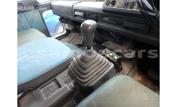 Acheter Import Voiture Nissan 350Z Marron à Import - Dubai, A'ana Acheter Import Voiture Nissan 350Z Marron à Import - Dubai, A'ana