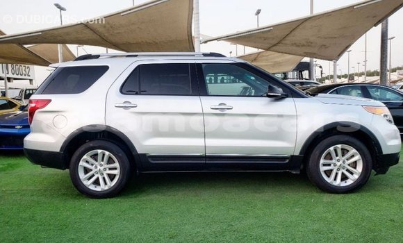 Buy Import Ford Explorer Other Car in Import - Dubai in A'ana Buy Import Ford Explorer Other Car in Import - Dubai in A'ana