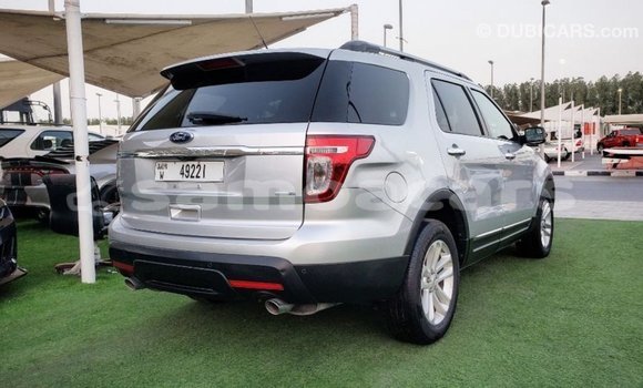 Buy Import Ford Explorer Other Car in Import - Dubai in A'ana Buy Import Ford Explorer Other Car in Import - Dubai in A'ana