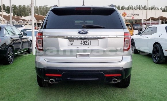 Buy Import Ford Explorer Other Car in Import - Dubai in A'ana Buy Import Ford Explorer Other Car in Import - Dubai in A'ana
