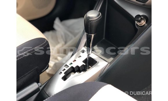 Acheter Import Voiture Toyota Yaris Autre à Import - Dubai, A'ana Acheter Import Voiture Toyota Yaris Autre à Import - Dubai, A'ana