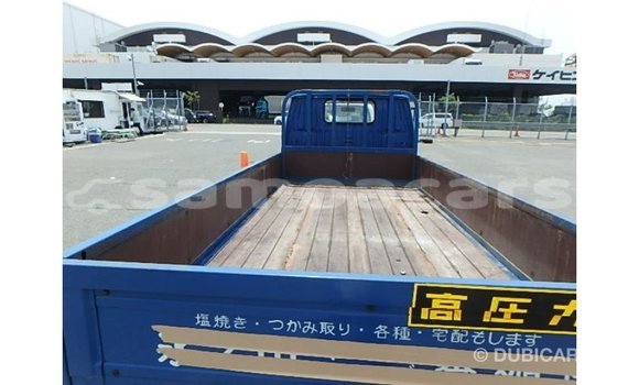 Acheter Import Voiture Toyota 4Runner Bleu à Import - Dubai, A'ana Acheter Import Voiture Toyota 4Runner Bleu à Import - Dubai, A'ana