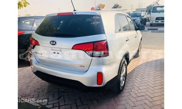 Acheter Import Voiture Kia Sorento Autre à Import - Dubai, A'ana Acheter Import Voiture Kia Sorento Autre à Import - Dubai, A'ana