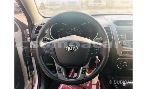 Acheter Import Voiture Kia Sorento Autre à Import - Dubai, A'ana Acheter Import Voiture Kia Sorento Autre à Import - Dubai, A'ana