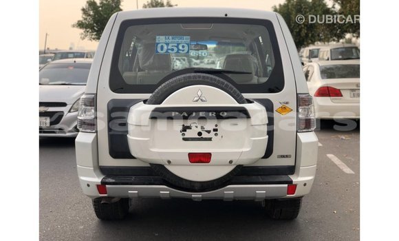 Buy Import Mitsubishi Pajero White Car in Import - Dubai in A'ana Buy Import Mitsubishi Pajero White Car in Import - Dubai in A'ana