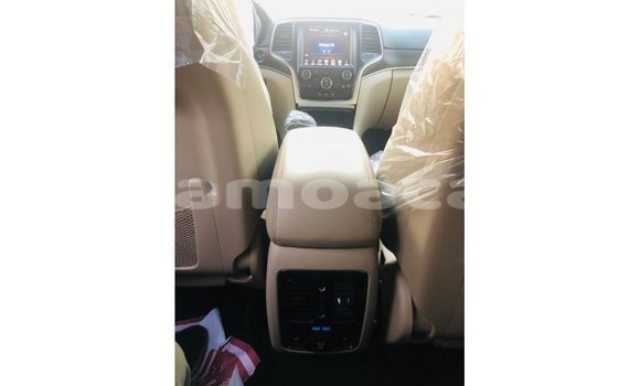 Buy Import Jeep Grand Cherokee Black Car in Import - Dubai in A'ana Buy Import Jeep Grand Cherokee Black Car in Import - Dubai in A'ana