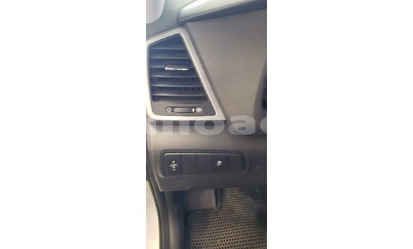 Acheter Import Voiture Hyundai Tucson Blanc à Import - Dubai, A'ana Acheter Import Voiture Hyundai Tucson Blanc à Import - Dubai, A'ana