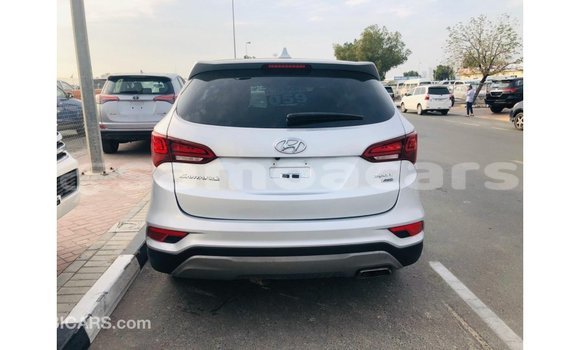 Buy Import Hyundai Santa Fe Other Car in Import - Dubai in A'ana Buy Import Hyundai Santa Fe Other Car in Import - Dubai in A'ana