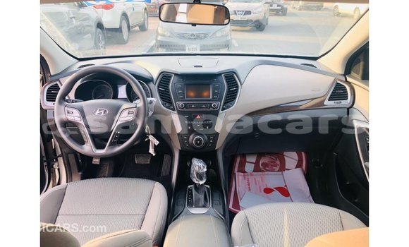 Buy Import Hyundai Santa Fe Other Car in Import - Dubai in A'ana Buy Import Hyundai Santa Fe Other Car in Import - Dubai in A'ana