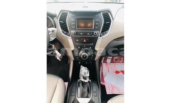 Buy Import Hyundai Santa Fe Other Car in Import - Dubai in A'ana Buy Import Hyundai Santa Fe Other Car in Import - Dubai in A'ana