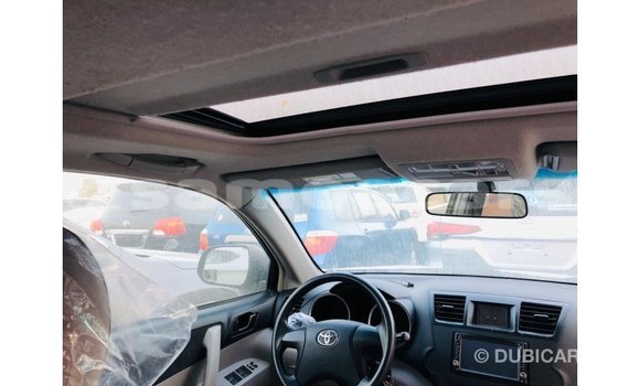 Acheter Import Voiture Toyota Highlander Autre à Import - Dubai, A'ana Acheter Import Voiture Toyota Highlander Autre à Import - Dubai, A'ana