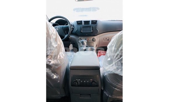 Acheter Import Voiture Toyota Highlander Autre à Import - Dubai, A'ana Acheter Import Voiture Toyota Highlander Autre à Import - Dubai, A'ana