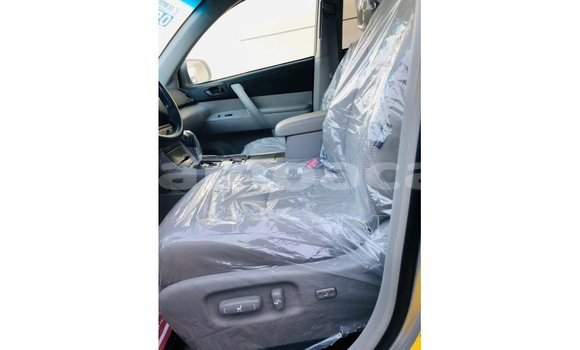 Acheter Import Voiture Toyota Highlander Autre à Import - Dubai, A'ana Acheter Import Voiture Toyota Highlander Autre à Import - Dubai, A'ana