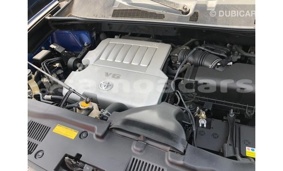 Acheter Import Voiture Toyota Highlander Bleu à Import - Dubai, A'ana Acheter Import Voiture Toyota Highlander Bleu à Import - Dubai, A'ana