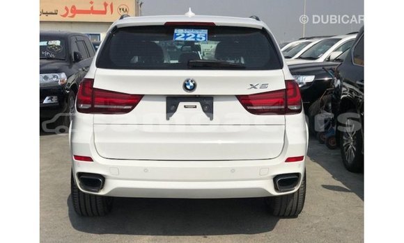 Acheter Import Voiture BMW X5 Blanc à Import - Dubai, A'ana Acheter Import Voiture BMW X5 Blanc à Import - Dubai, A'ana