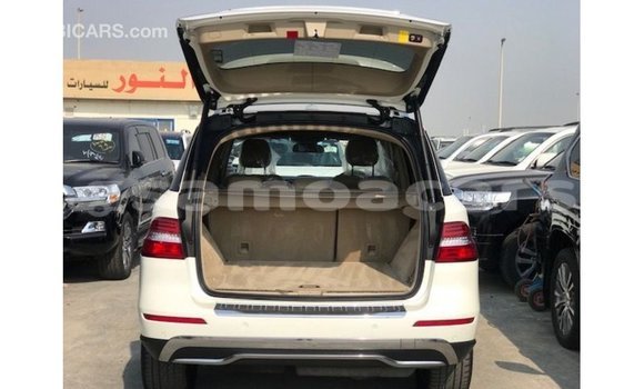 Buy Import Mercedes-Benz 190 White Car in Import - Dubai in A'ana Buy Import Mercedes-Benz 190 White Car in Import - Dubai in A'ana