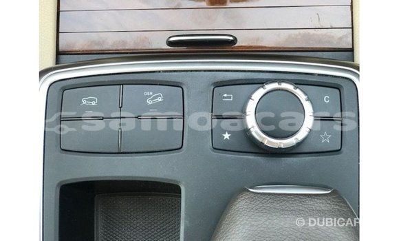 Buy Import Mercedes-Benz 190 White Car in Import - Dubai in A'ana Buy Import Mercedes-Benz 190 White Car in Import - Dubai in A'ana