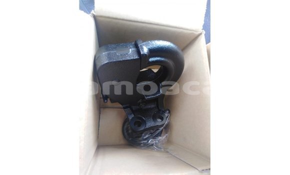 Acheter Import Voiture Toyota Land Cruiser Blanc à Import - Dubai, A'ana Acheter Import Voiture Toyota Land Cruiser Blanc à Import - Dubai, A'ana