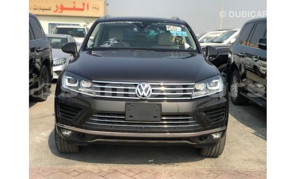 Buy Import Volkswagen Touareg Brown Car in Import - Dubai in A'ana Buy Import Volkswagen Touareg Brown Car in Import - Dubai in A'ana