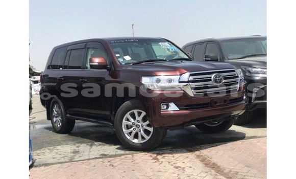 Acheter Import Voiture Toyota Land Cruiser Rouge à Import - Dubai, A'ana Acheter Import Voiture Toyota Land Cruiser Rouge à Import - Dubai, A'ana