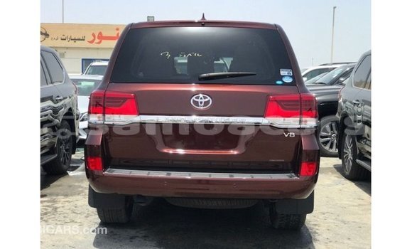 Acheter Import Voiture Toyota Land Cruiser Rouge à Import - Dubai, A'ana Acheter Import Voiture Toyota Land Cruiser Rouge à Import - Dubai, A'ana