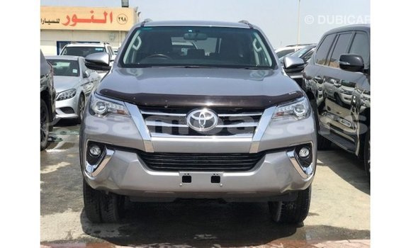 Buy Import Toyota Fortuner Other Car in Import - Dubai in A'ana Buy Import Toyota Fortuner Other Car in Import - Dubai in A'ana