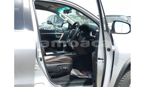 Buy Import Toyota Fortuner Other Car in Import - Dubai in A'ana Buy Import Toyota Fortuner Other Car in Import - Dubai in A'ana