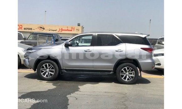 Buy Import Toyota Fortuner Other Car in Import - Dubai in A'ana Buy Import Toyota Fortuner Other Car in Import - Dubai in A'ana