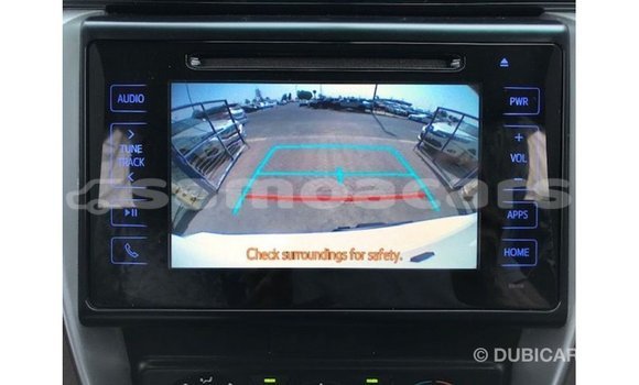 Acheter Import Voiture Toyota Fortuner Blanc à Import - Dubai, A'ana Acheter Import Voiture Toyota Fortuner Blanc à Import - Dubai, A'ana