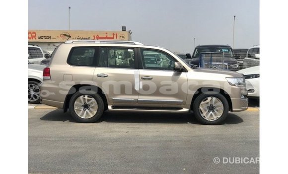 Buy Import Toyota Land Cruiser Other Car in Import - Dubai in A'ana Buy Import Toyota Land Cruiser Other Car in Import - Dubai in A'ana