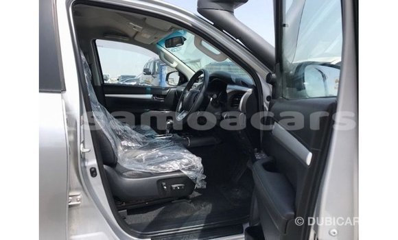 Acheter Import Voiture Toyota Hilux Autre à Import - Dubai, A'ana Acheter Import Voiture Toyota Hilux Autre à Import - Dubai, A'ana