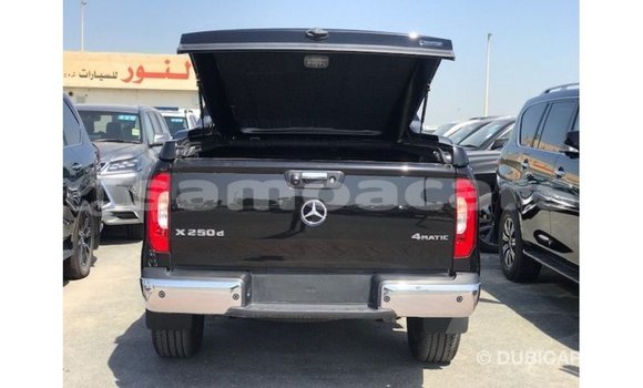Acheter Import Voiture Mercedes-Benz 250 Noir à Import - Dubai, A'ana Acheter Import Voiture Mercedes-Benz 250 Noir à Import - Dubai, A'ana