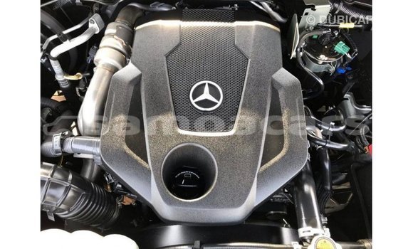 Acheter Import Voiture Mercedes-Benz 250 Noir à Import - Dubai, A'ana Acheter Import Voiture Mercedes-Benz 250 Noir à Import - Dubai, A'ana