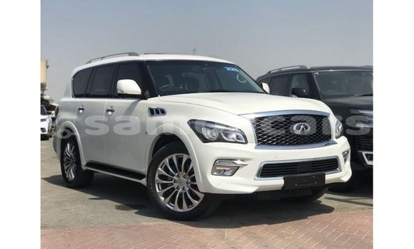 Acheter Import Voiture Infiniti Q Blanc à Import - Dubai, A'ana
