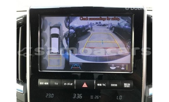 Buy Import Toyota Land Cruiser White Car in Import - Dubai in A'ana Buy Import Toyota Land Cruiser White Car in Import - Dubai in A'ana