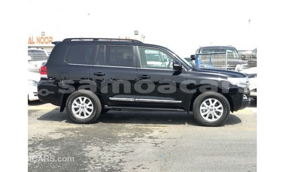 Buy Import Toyota Land Cruiser Black Car in Import - Dubai in A'ana Buy Import Toyota Land Cruiser Black Car in Import - Dubai in A'ana