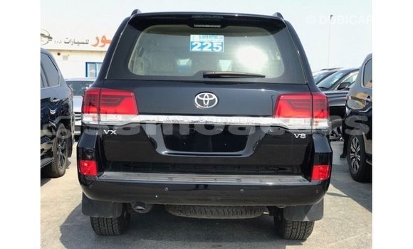 Buy Import Toyota Land Cruiser Black Car in Import - Dubai in A'ana Buy Import Toyota Land Cruiser Black Car in Import - Dubai in A'ana