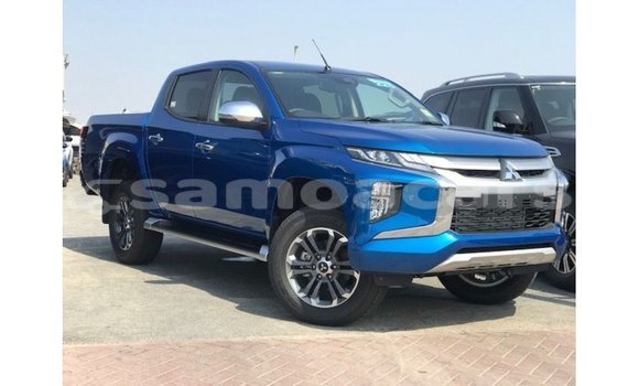 Acheter Import Voiture Mitsubishi i Bleu à Import - Dubai, A'ana