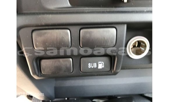 Buy Import Toyota Land Cruiser White Car in Import - Dubai in A'ana Buy Import Toyota Land Cruiser White Car in Import - Dubai in A'ana