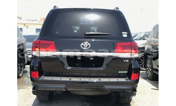 Buy Import Toyota Land Cruiser Black Car in Import - Dubai in A'ana Buy Import Toyota Land Cruiser Black Car in Import - Dubai in A'ana