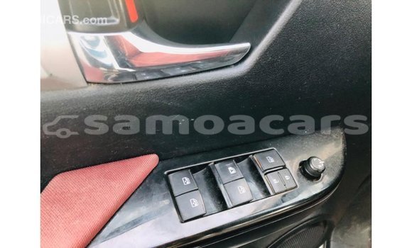 Acheter Import Voiture Toyota Hilux Blanc à Import - Dubai, A'ana Acheter Import Voiture Toyota Hilux Blanc à Import - Dubai, A'ana