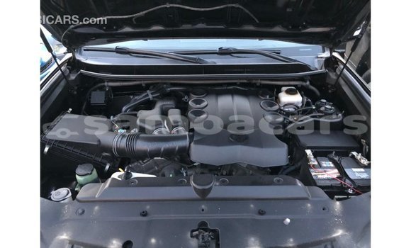 Acheter Import Voiture Toyota Prado Noir à Import - Dubai, A'ana Acheter Import Voiture Toyota Prado Noir à Import - Dubai, A'ana