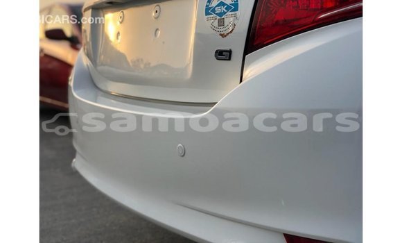 Acheter Import Voiture Toyota Yaris Blanc à Import - Dubai, A'ana Acheter Import Voiture Toyota Yaris Blanc à Import - Dubai, A'ana
